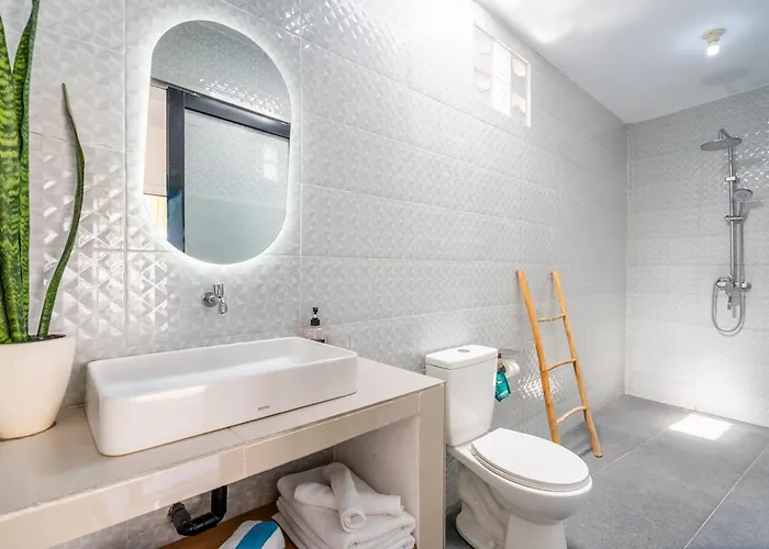 Villa 2 Bedrooms 5 Minutes To Echo