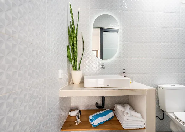 2 Bedrooms 5 Minutes To Echo Canggu